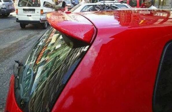 ELERON LUNETA SPATE VOLKSWAGEN GOLF 5 2004-2009 HATCHBACK