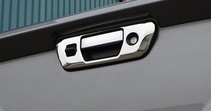 ORNAMENT CROMAT CAPAC MANER BENA NISSAN NAVARA 2015+ (MODELUL CU CAMERA) ORNAMENT CROMAT CAPAC MANER BENA NISSAN NAVARA 2015+ (MODELUL CU CAMERA)