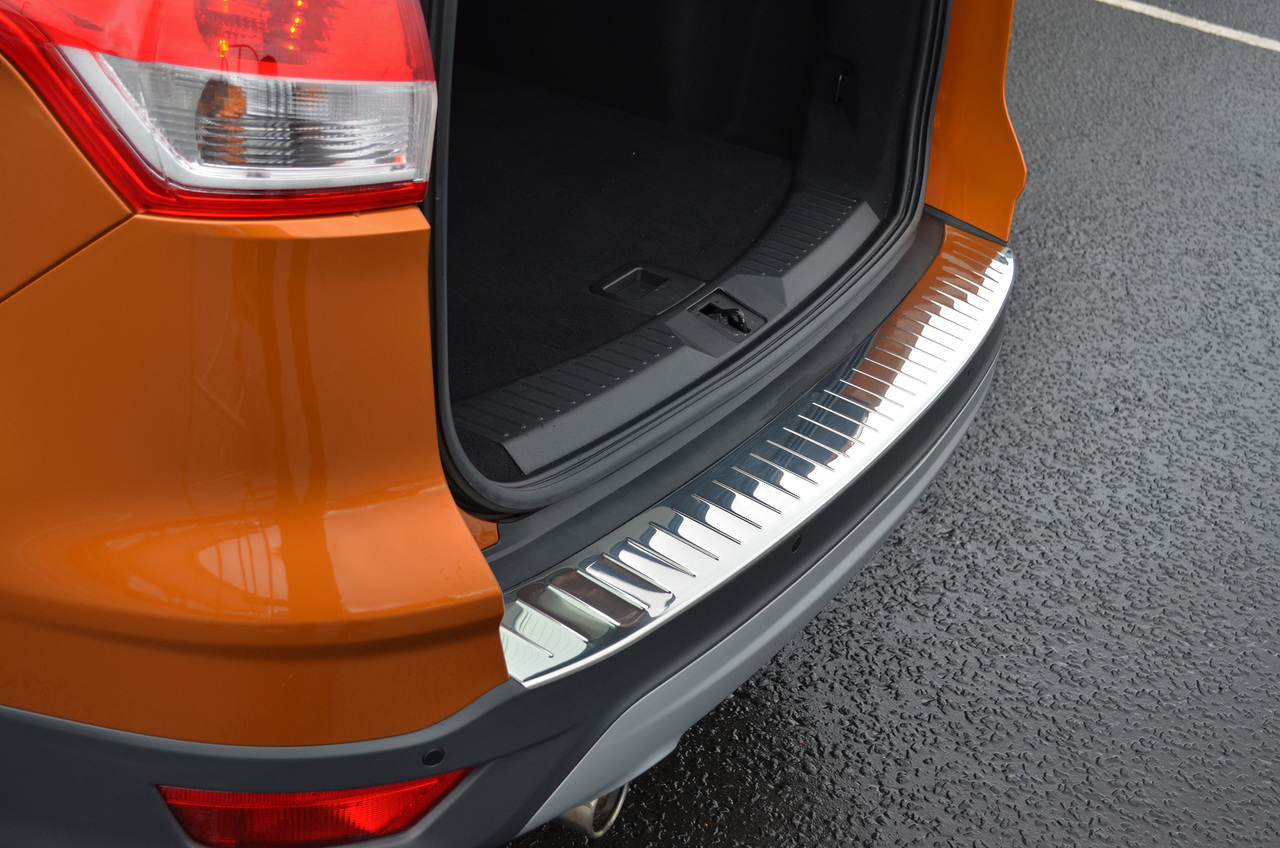 PROTECTIE BARA SPATE FORD KUGA 2013+ PROTECTIE BARA SPATE FORD KUGA 2013+